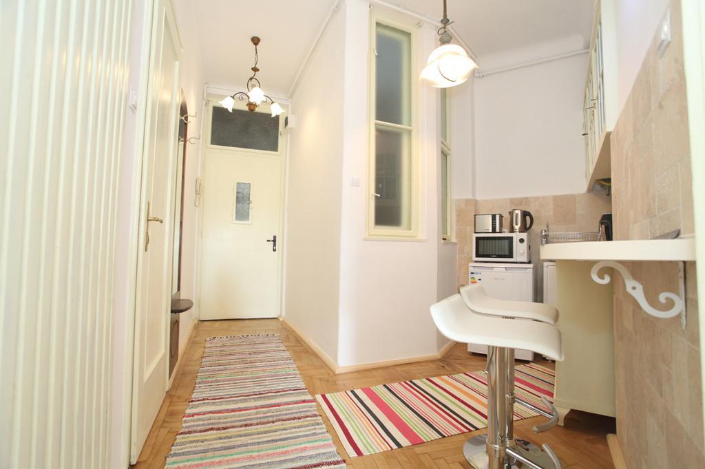 White Opera By Nux Apartment Cluj-Napoca Exterior photo